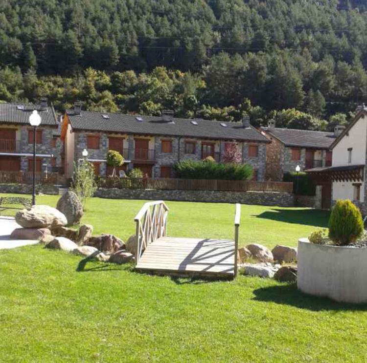 Pico Almanzor Vila Villanúa Exterior foto